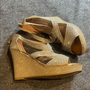 Bella Marie Glittering Gold Wedges Size 10